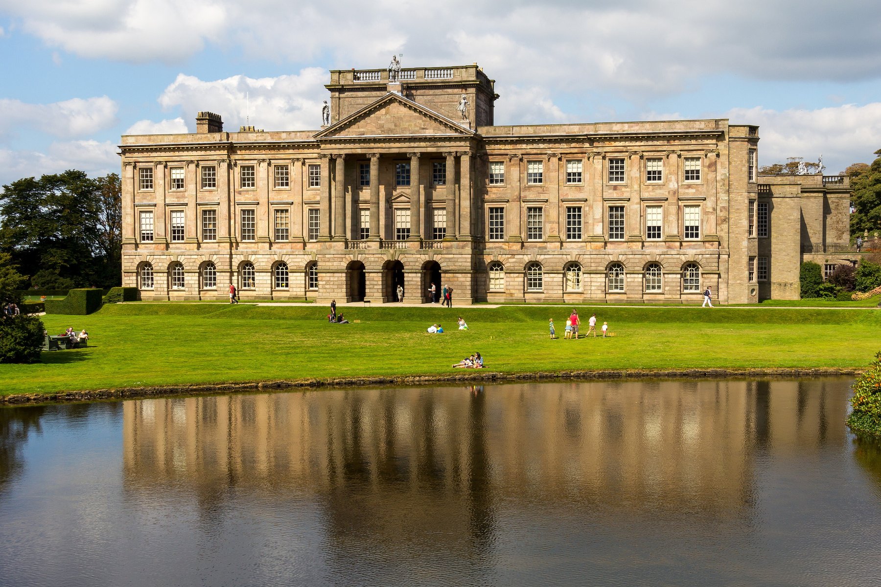 Lyme Park · Pemberley (1995)